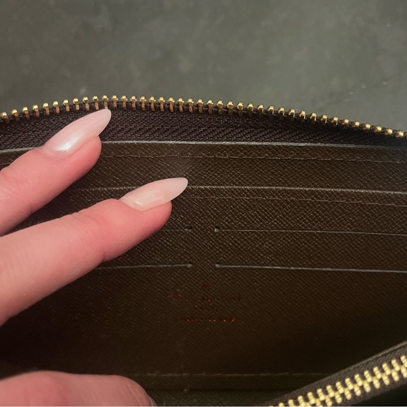 LV MONOGRAM CANVAS WALLET - Picture 9 of 9